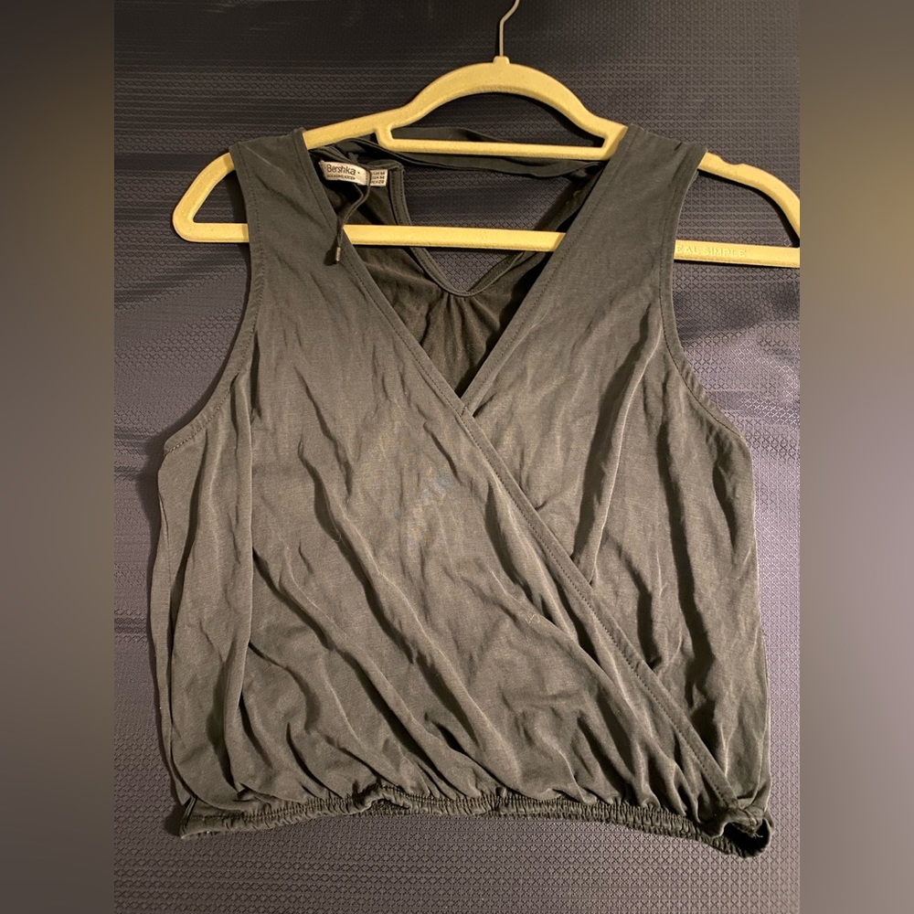 BERSHKA Crop Top
